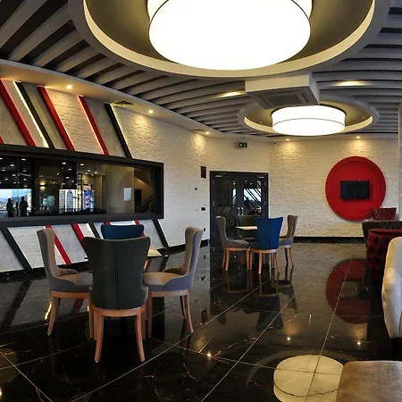 Campus Hill Otel 3*